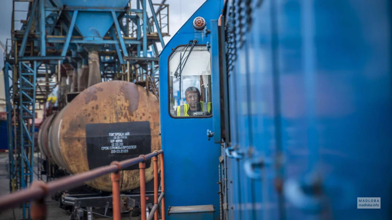 Вагон с авиационным топливом "Petrocas Fuel Services Georgia"