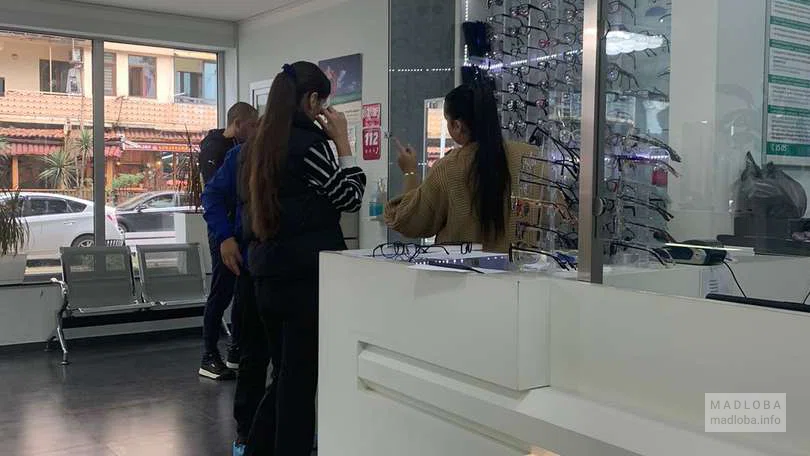 Пациенты выбирают очки
