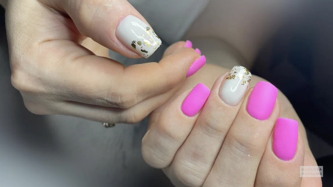 Victoria manicure