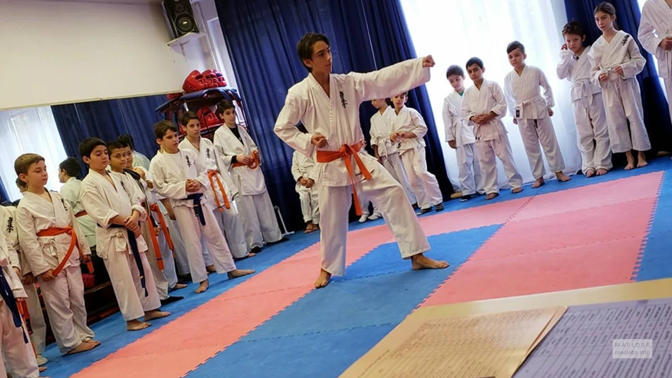 Одиночное кумите спортивная школа 126 Dojo