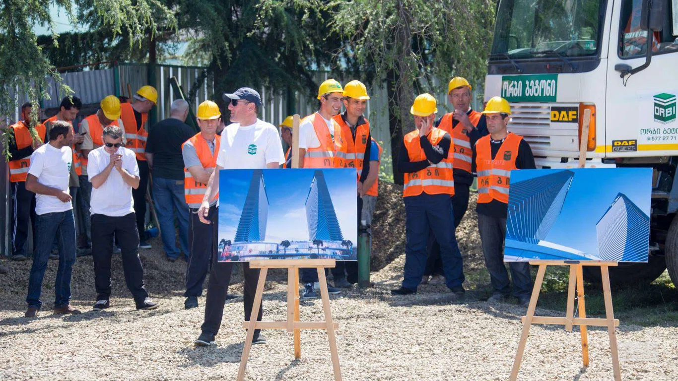 Девелоперская компания "Orbi Group Batumi" рабочие