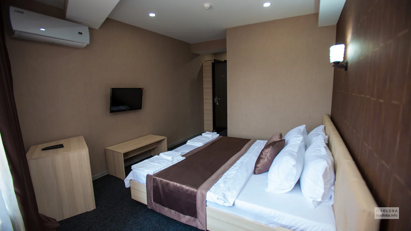 Интерьер номера в Hotel Voyager в Тбилиси