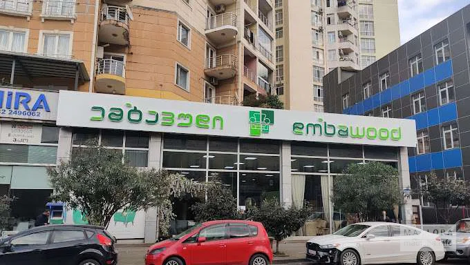 Магазин мебели "Embawood"