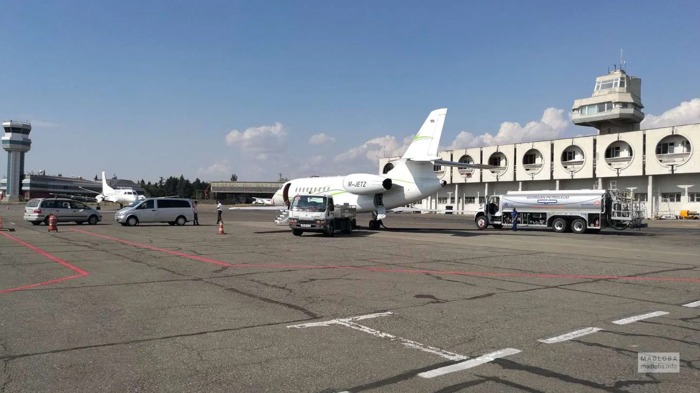 Самолёт авиакомпании "Tav Urban Georgia"