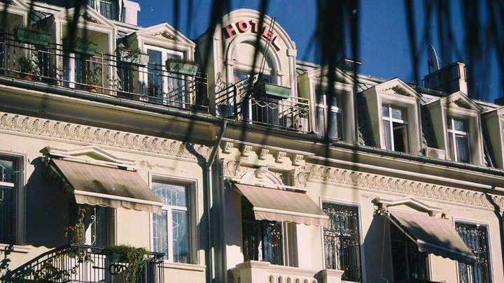 საოჯახო სასტუმრო