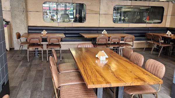 2 Tona Craft Beer and Brewery ( ул. Пшавела,2)