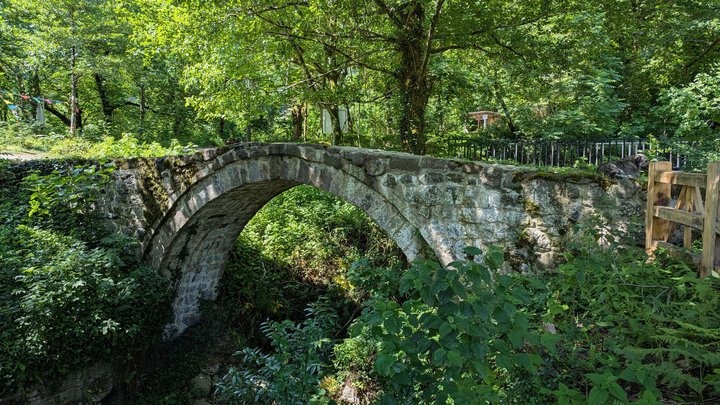 Mirveti Arch Bridge