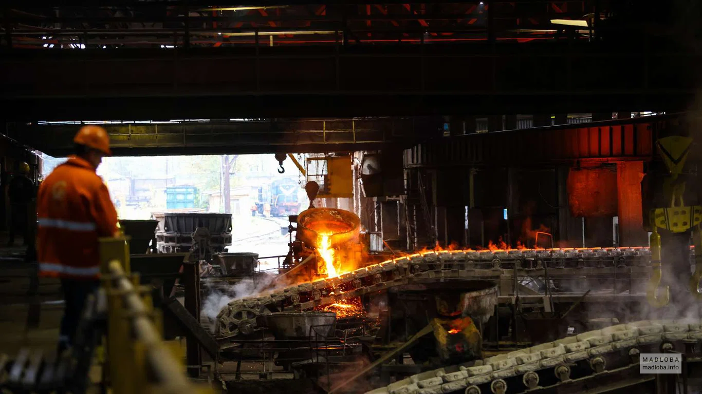 Изготовление металла компании "Manganese Logistik"