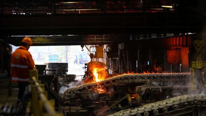 Manganese Logistik