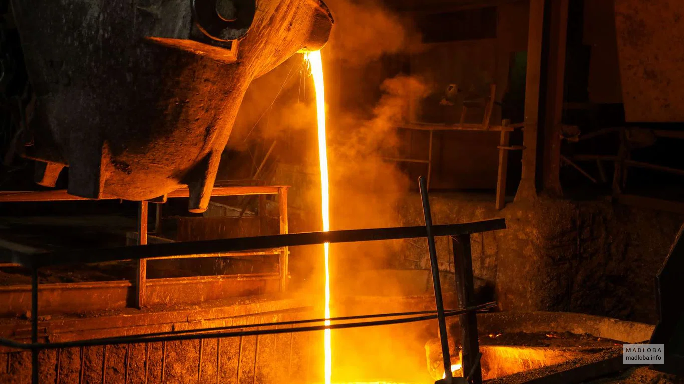 Изготовление металла компании "Manganese Logistik"