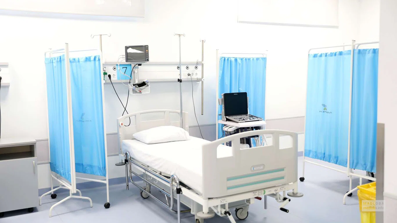 Палата в клинике  "Geo Hospitals"