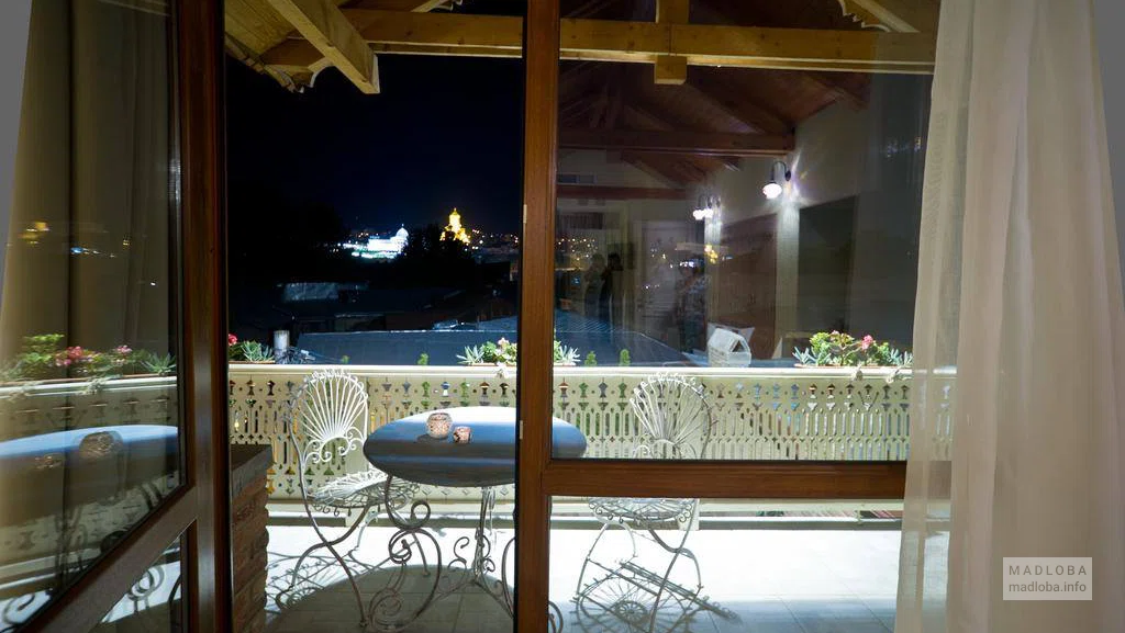 Терраса в No12 Boutique Hotel