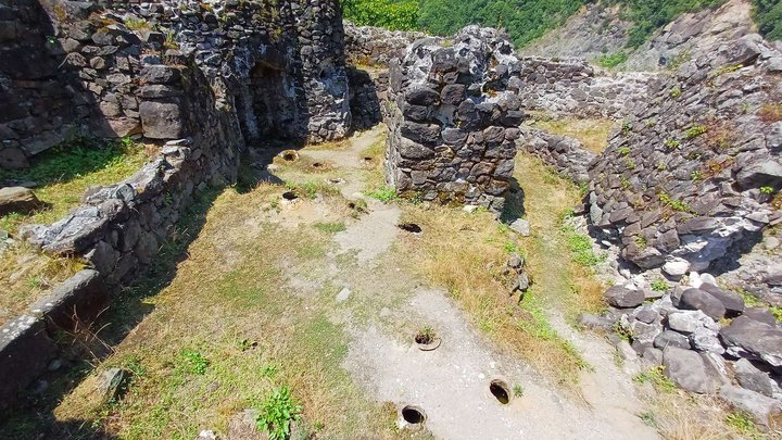 Крепость Гвара