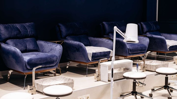 LAKmousse Beauty Bar
