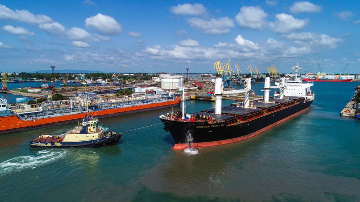 Corporation Poti Sea Port (APM Terminals Poti)