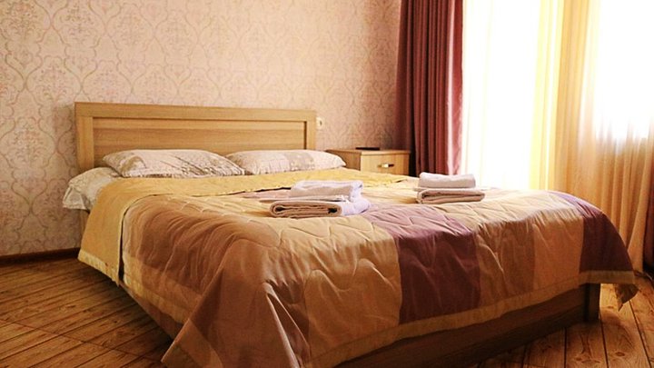 7 Rooms