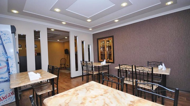 7 Rooms