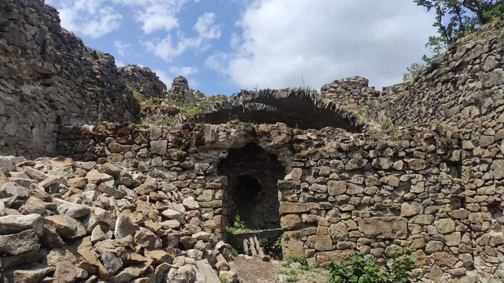 Abastumanskaya "Fortress of Queen Tamar"