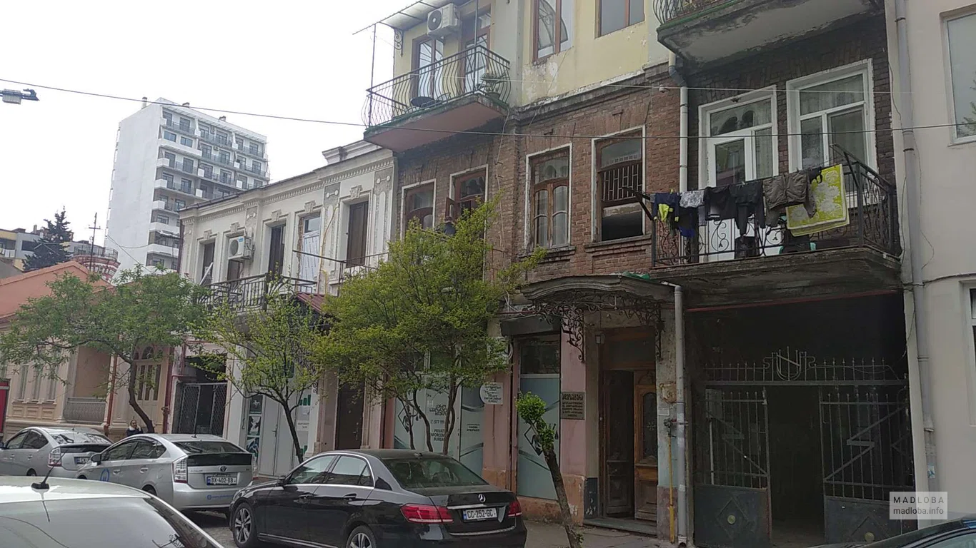Здание в котором находится Адвокат Паата Накаидзе
