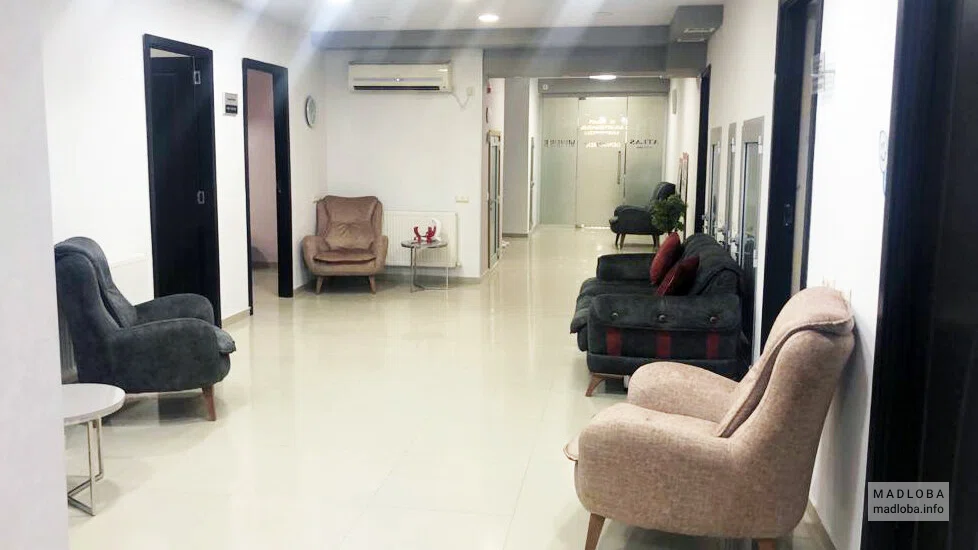 Коридор клиники Stork Service Surrogacy in Georgia