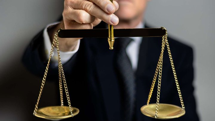 Akhvlediani & Law
