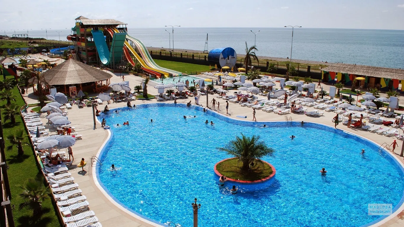 Аквапарк Europark в Батуми