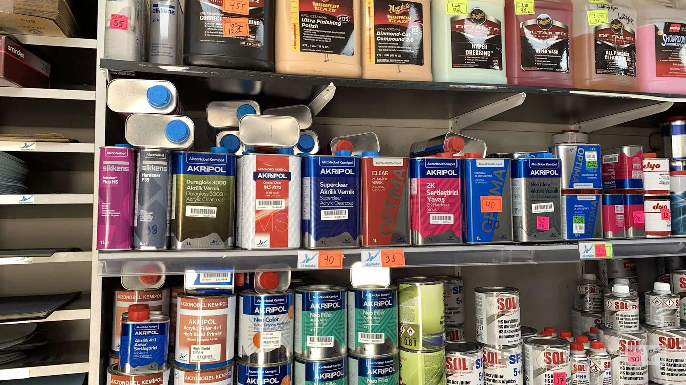 краска для авто в магазине AkzoNobel
