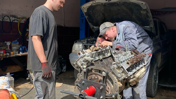 Aleko Motors