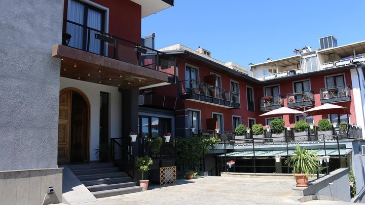 Alliance Hotel