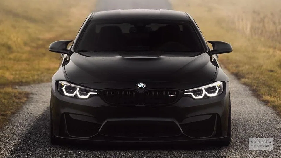 Автомобиль премиум-класса в аренду Almax Car