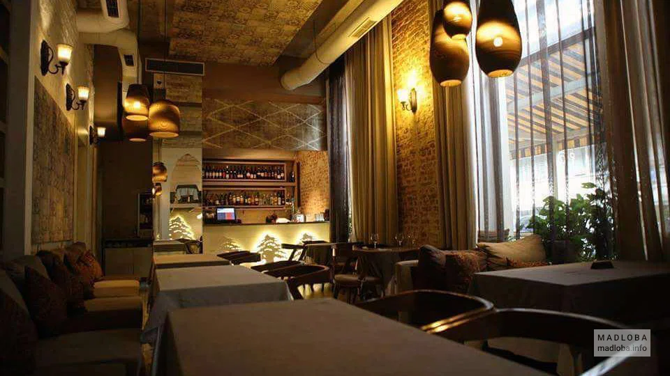 Amira Restaurant