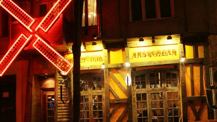 Amsterdam Pub