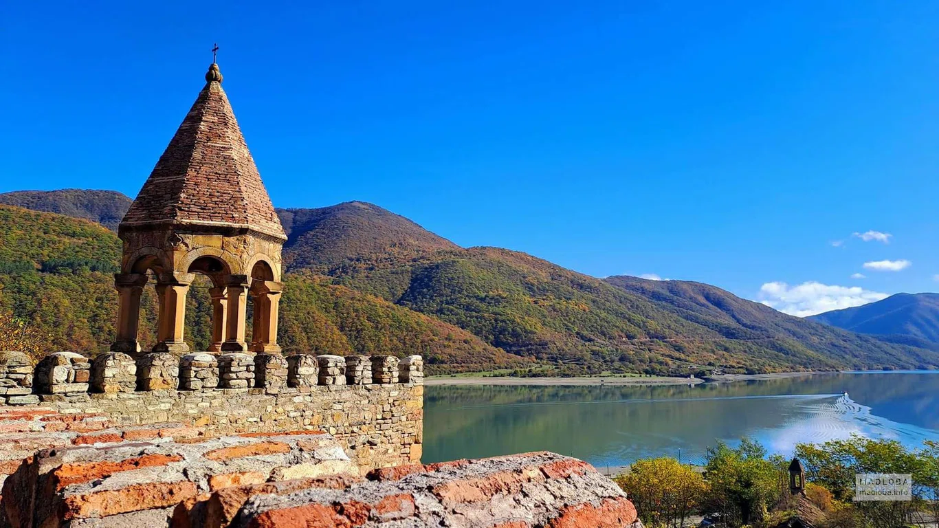 Ananuri Castle