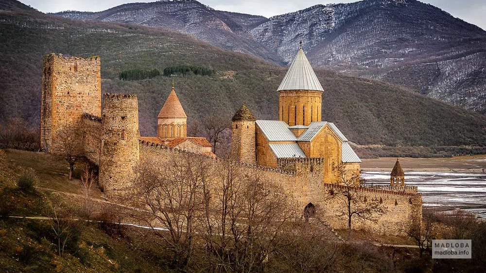 Ananuri Castle
