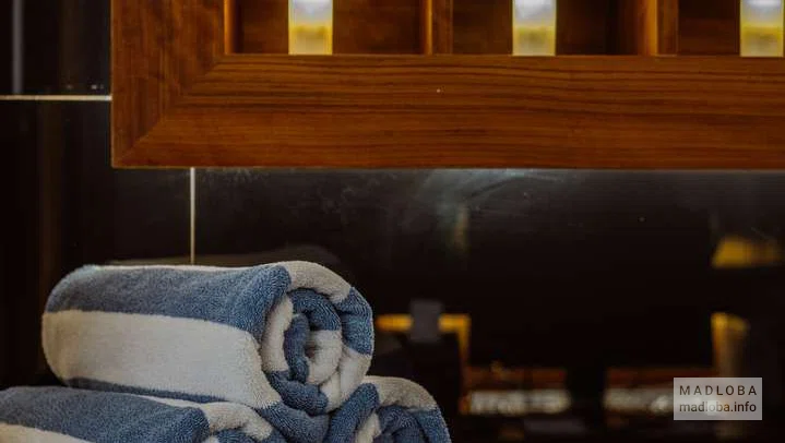 Полотенца в спа-салоне "Anne Semonin Spa Batumi (Radisson Blu Hotel)"