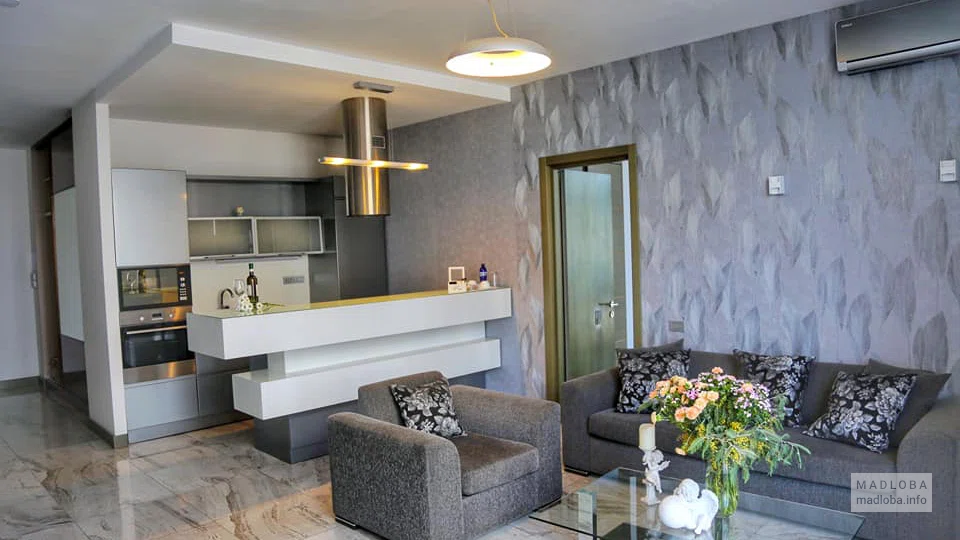 The interior of the hotel room