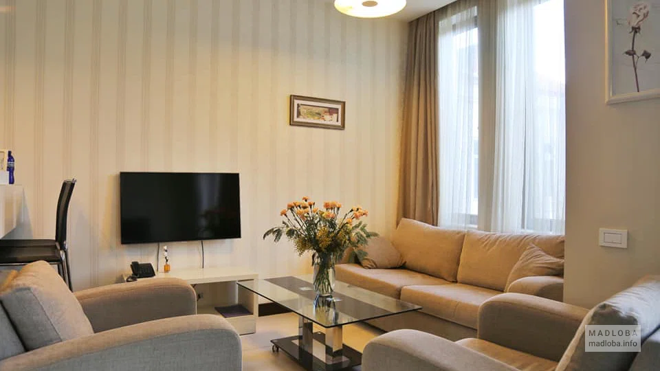The interior of the hotel room