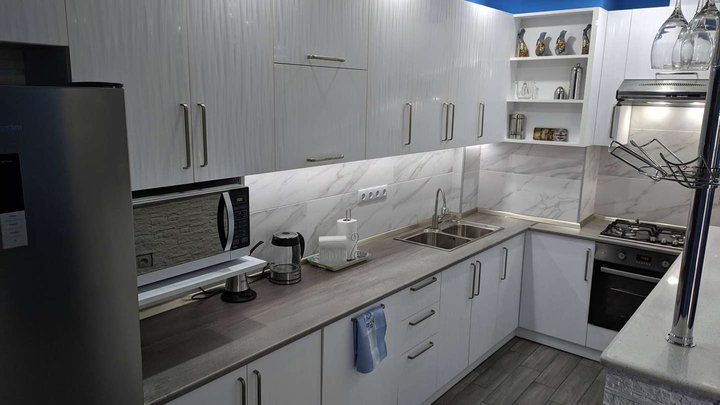Apartment on 26th