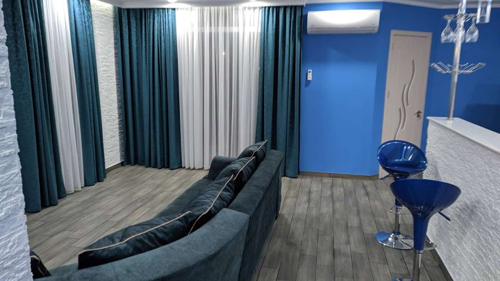 Apartment on 26th