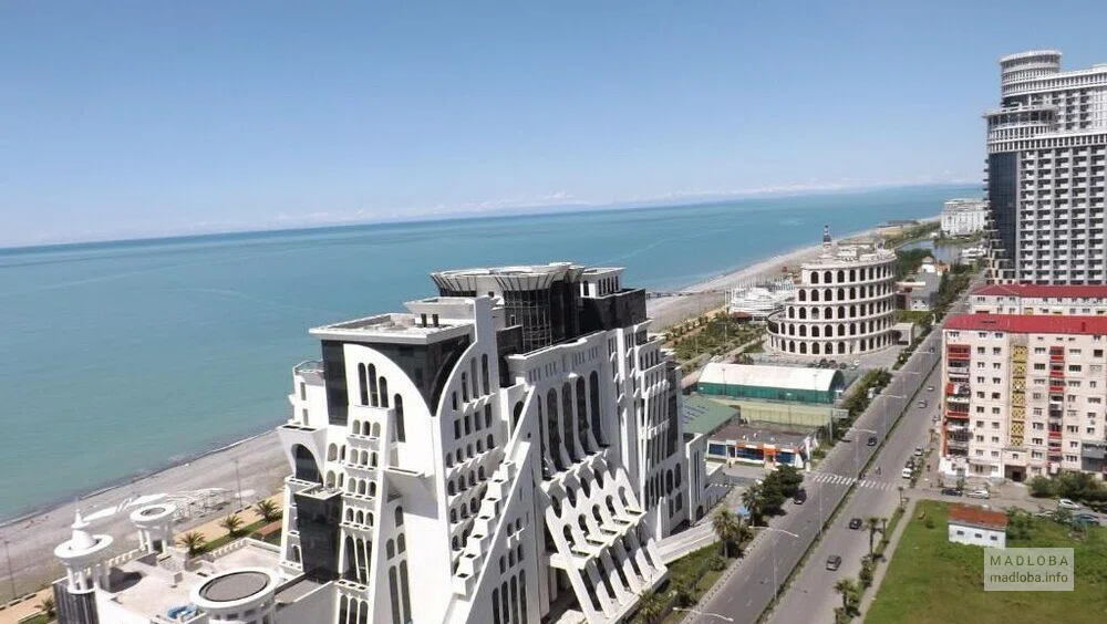 Apartments on the Horizon