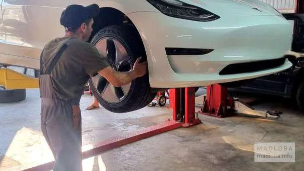 AutoClinic — профессиональный автосервис в Батуми