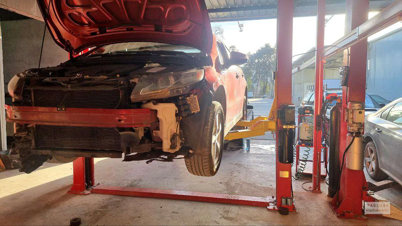 AutoClinic — профессиональный автосервис в Батуми