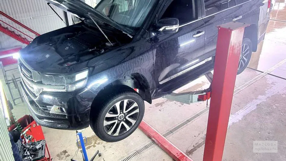 AutoClinic — профессиональный автосервис в Батуми