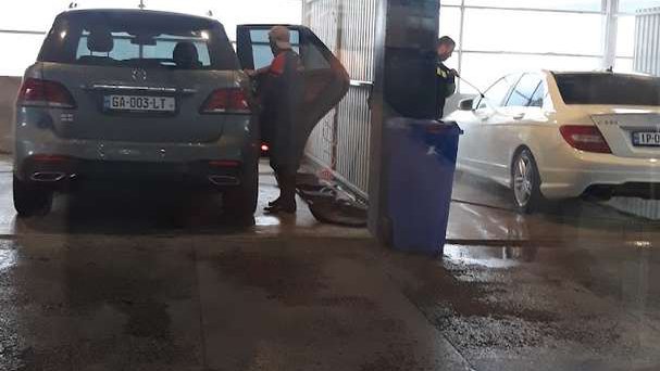 Автомойка (ул. Элгуджи Амашукели)