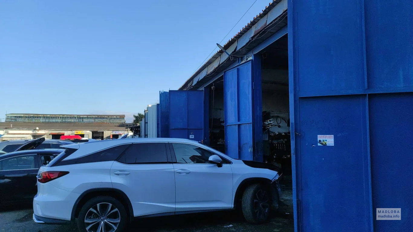 Автосервис на улице Бетлема 18