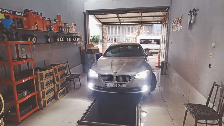 Azzam Motors