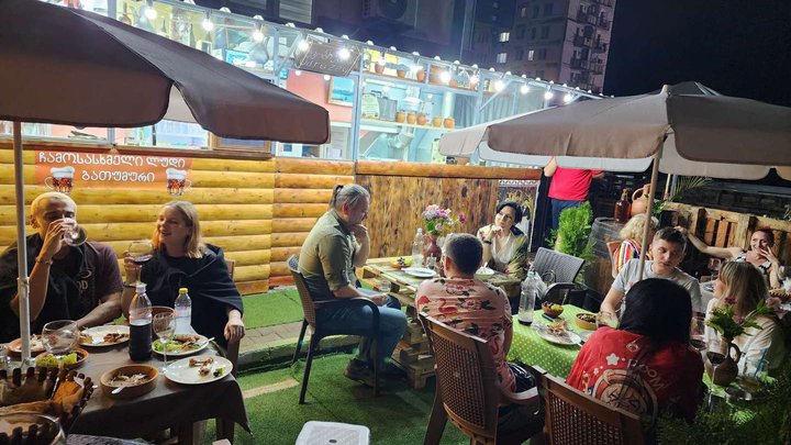 BBQ & WINE BATUMI