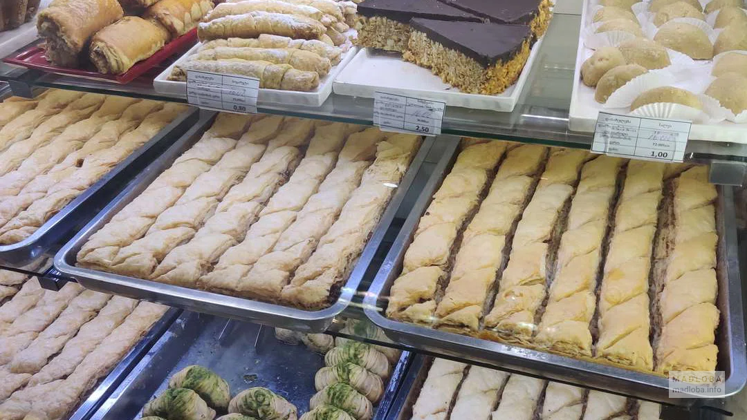 пахлава в Baklava House на улице Чавчавадзе 113