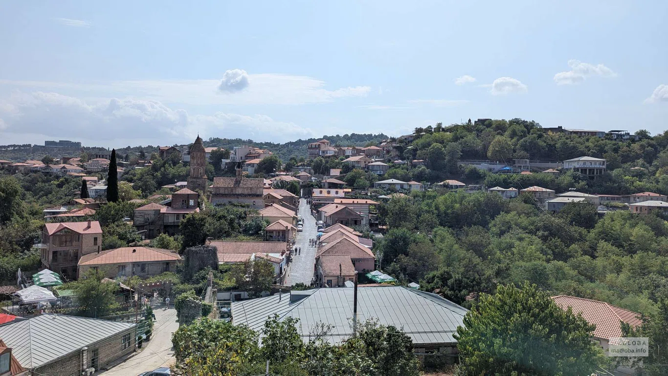 вид из ресторана на город