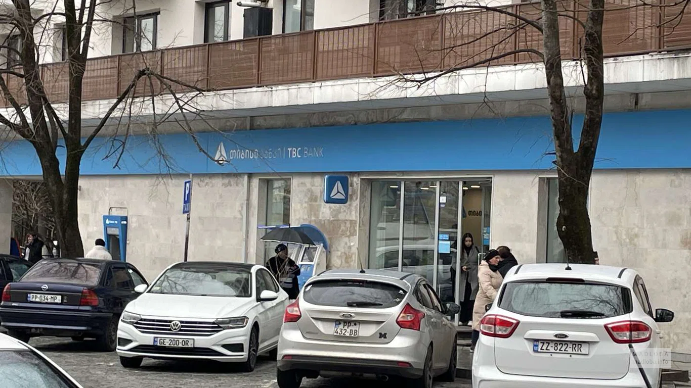 ATM "TBC Bank" (Paliashvili St. 35)
